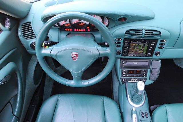 Porsche 911/996 Carrera 4S-Turbo-Look, yläosa huollettu, 18"