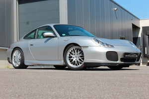 Porsche 911/996 Carrera 4S-Turbo-Look, yläosa huollettu, 18"