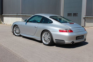 Porsche 911/996 Carrera 4S-Turbo-Look, yläosa huollettu, 18"