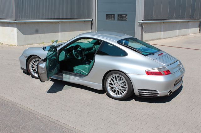 Porsche 911/996 Carrera 4S-Turbo-Look, yläosa huollettu, 18"