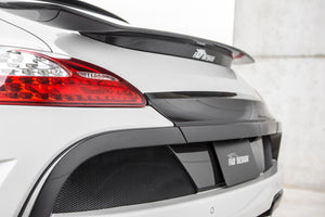 FAB Panamera Widebody perustuu Porsche Panameraan