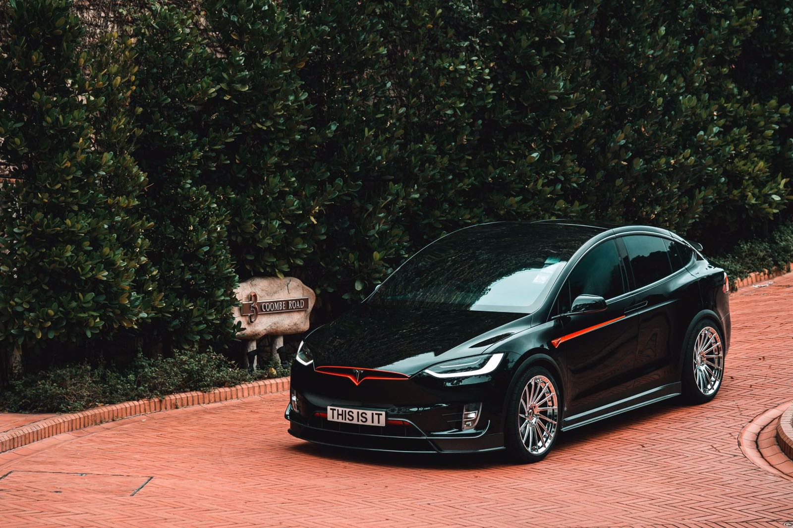 Tesla Model X