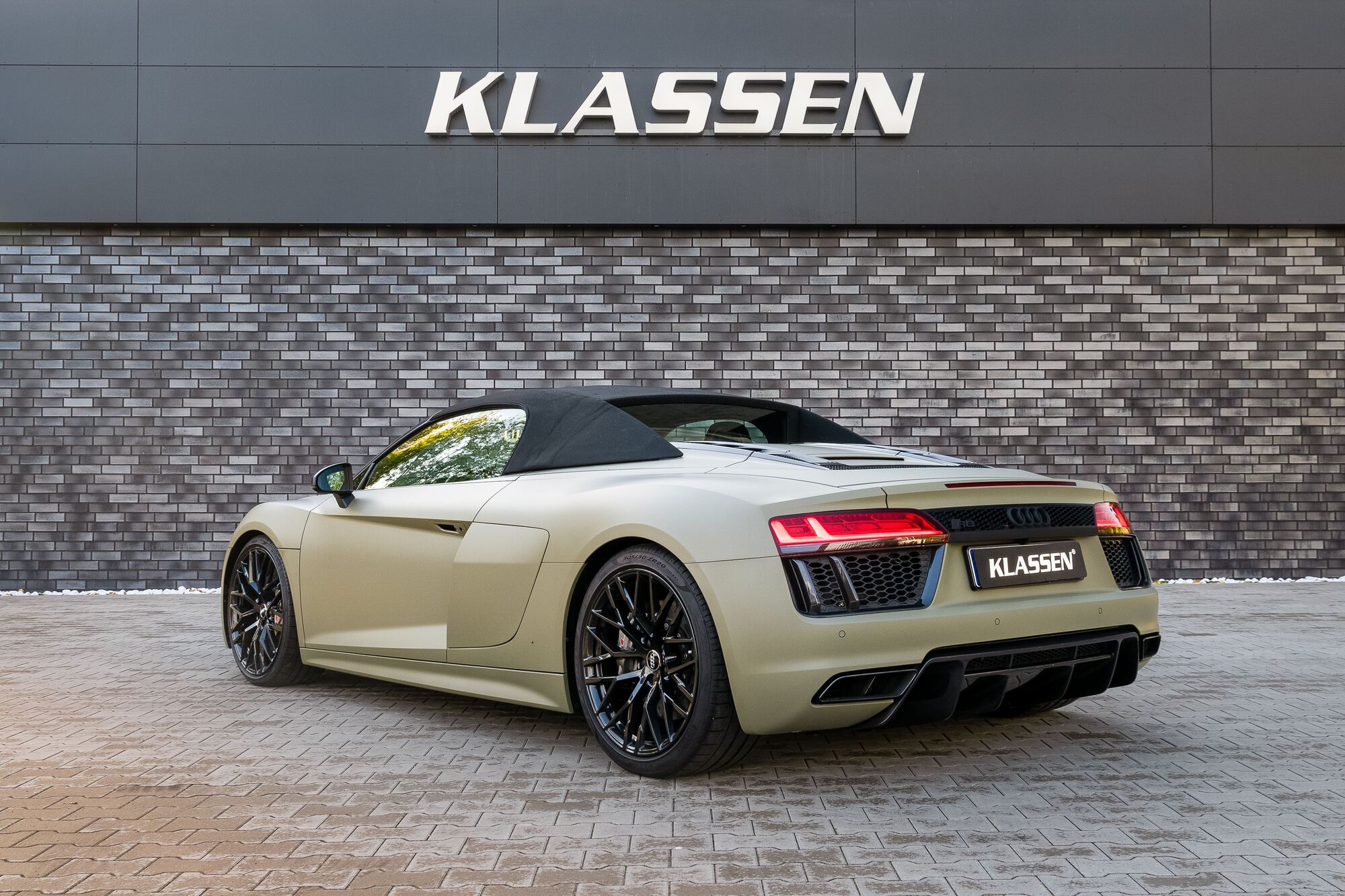 AUDI R8 SPYDER CABRIO, powercarfinland@gmail.com