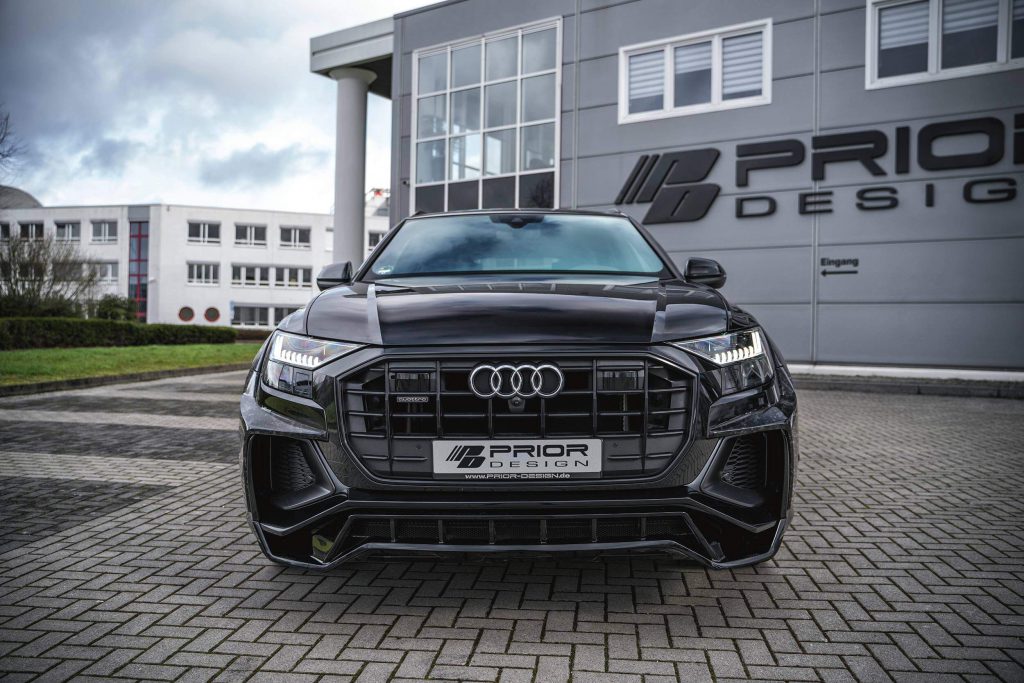 XL laajarunkosarja Audi Q8:lle J215