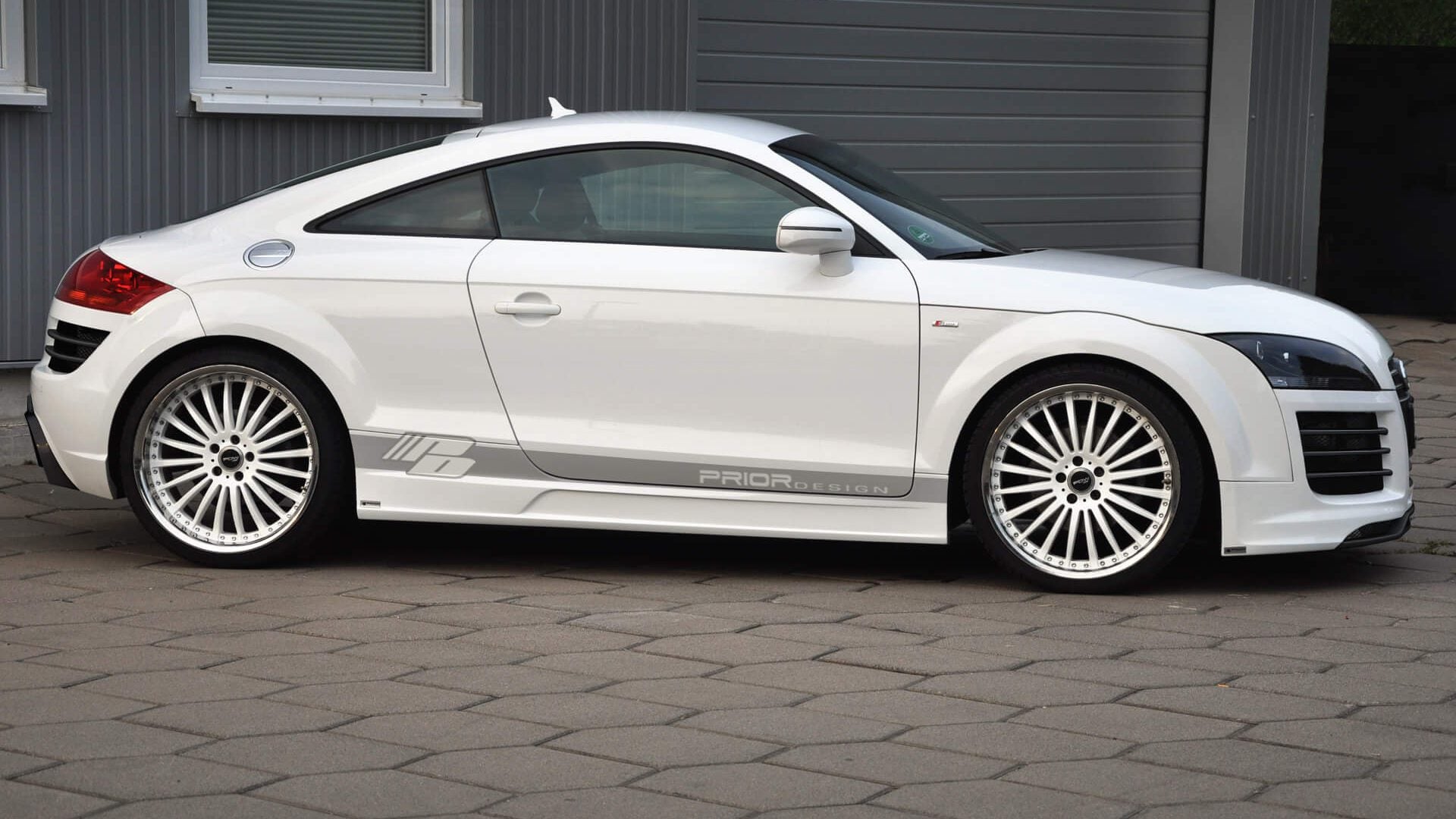 Korisarja Audi TT 8J:lle J28, Tiedustele powercarfinland@gmail.com