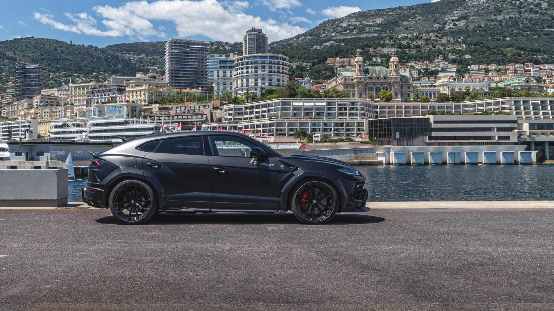Widebody-Kit für Lamborghini Urus J206