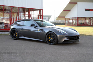 Ferrari FF, Tiedustele powercarfinland@gmail.com