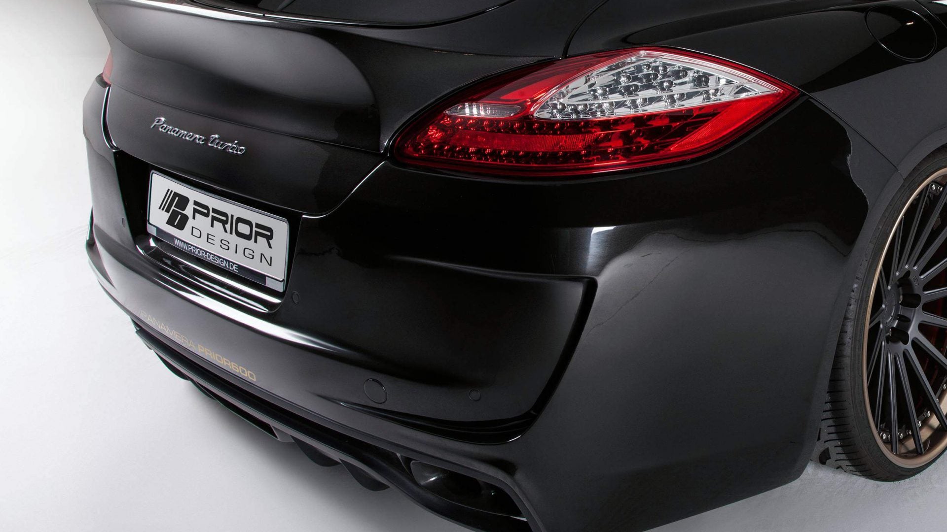 Korisarja Porsche Panamera 970:lle J32, Tiedustele powercarfinland@gmail.com