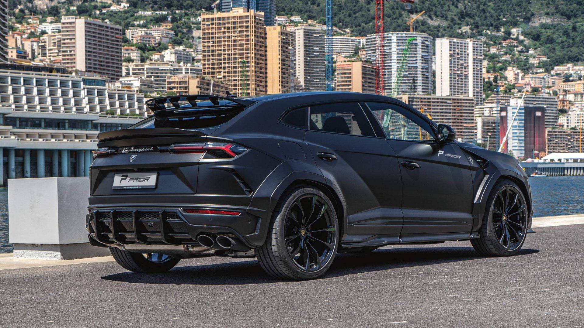 Widebody-Kit für Lamborghini Urus J206