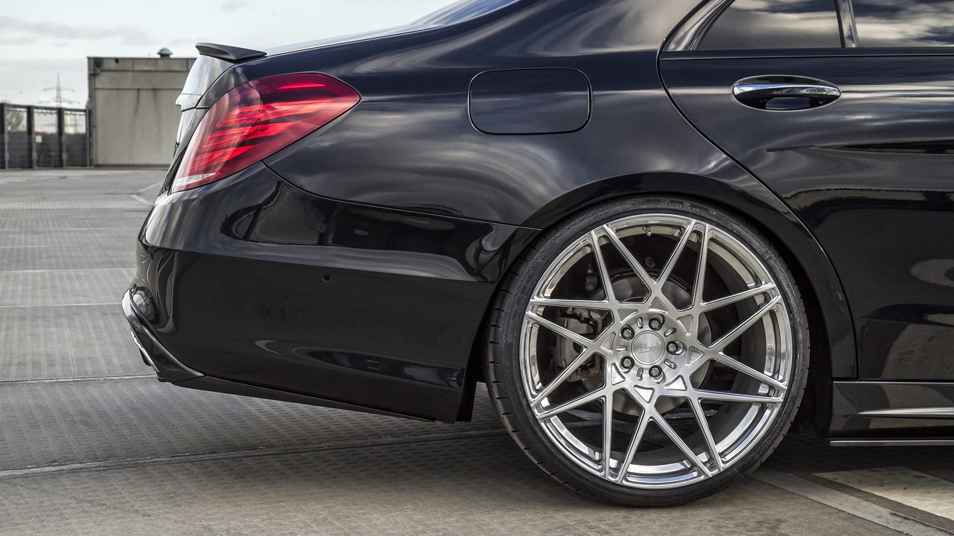 Aerodynaaminen sarja Mercedes S-luokkaan W222 J3, powercarfinland@gmail.com