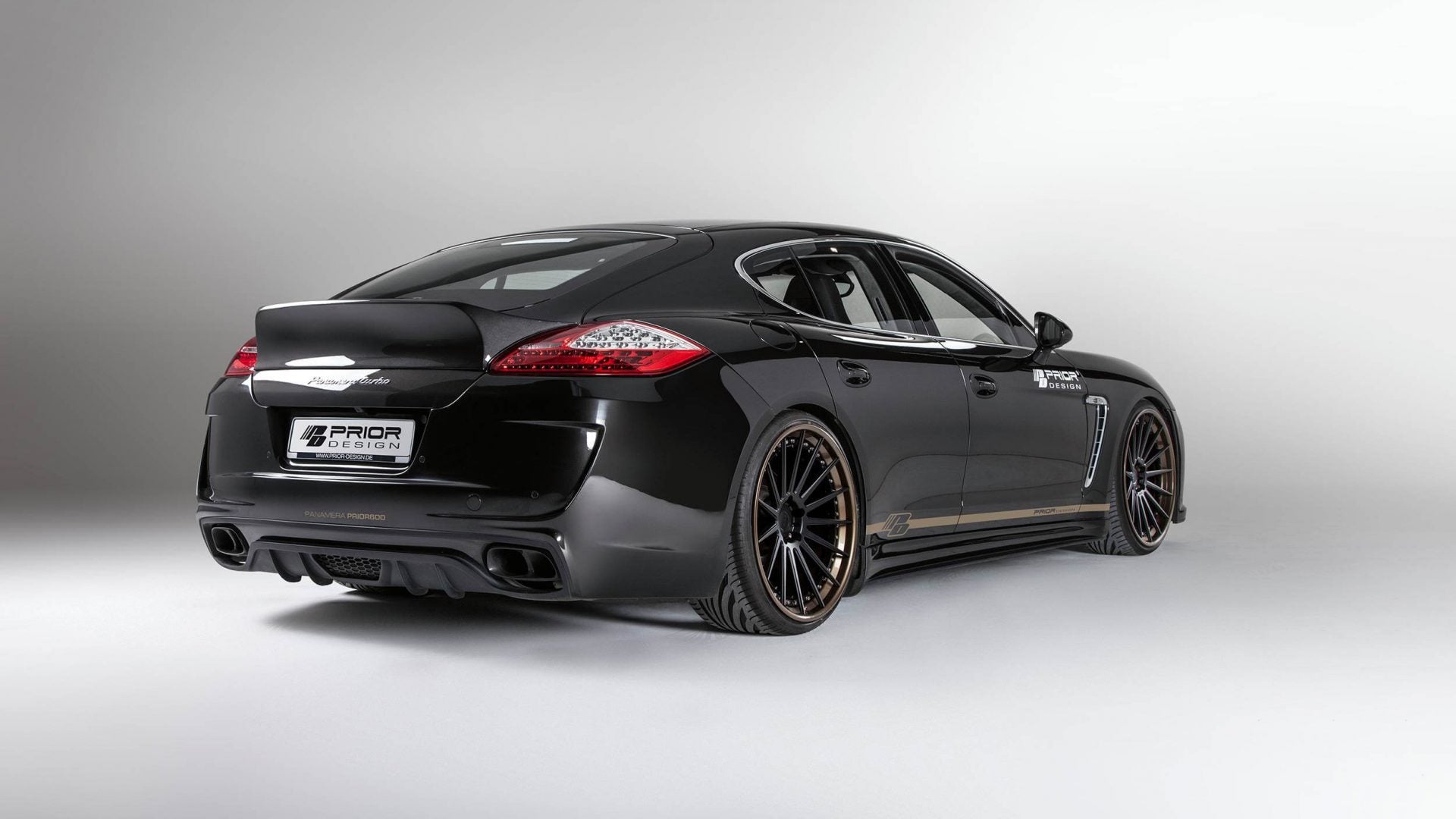 Korisarja Porsche Panamera 970:lle J32, Tiedustele powercarfinland@gmail.com