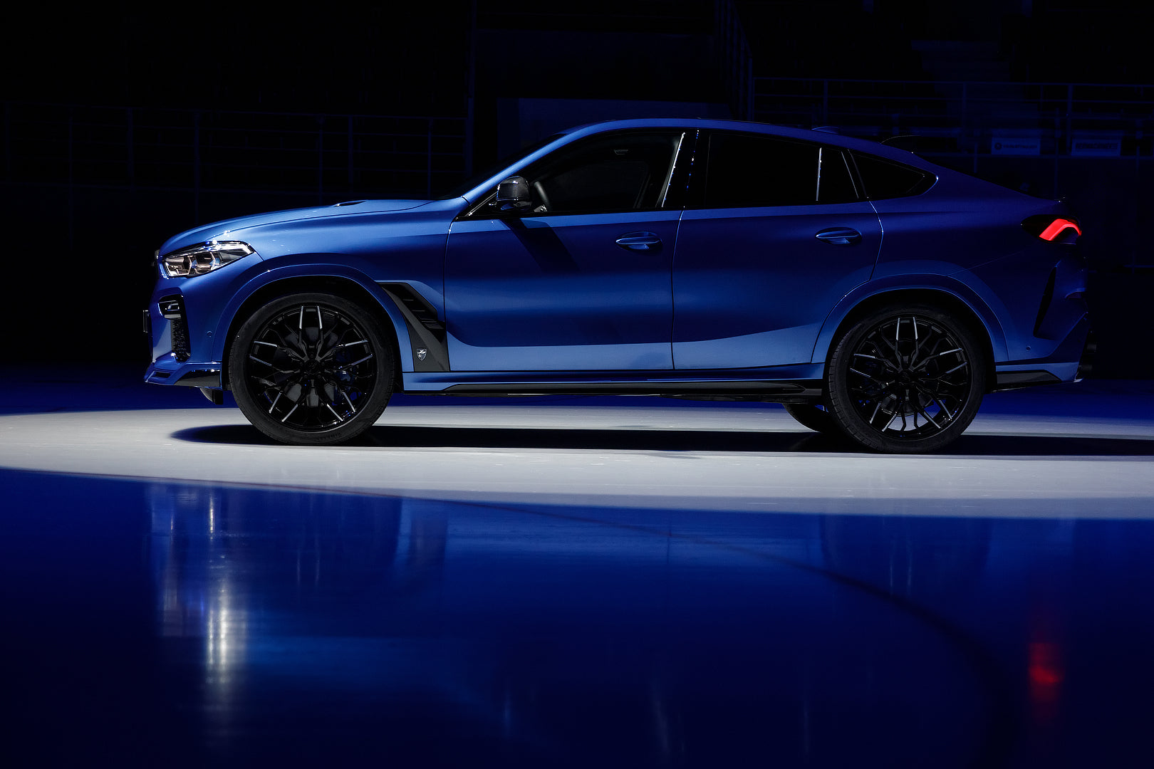 LARTE BMW X6 J35, Tiedustele powercarfinland@gmail.com