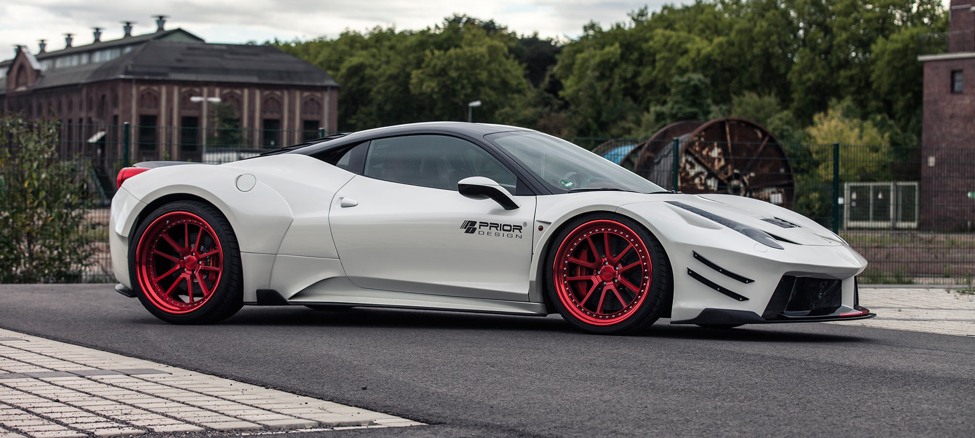 PD458 laajarunkoinen aerodynaaminen sarja Ferrari Italialle 28 900,00 € J84