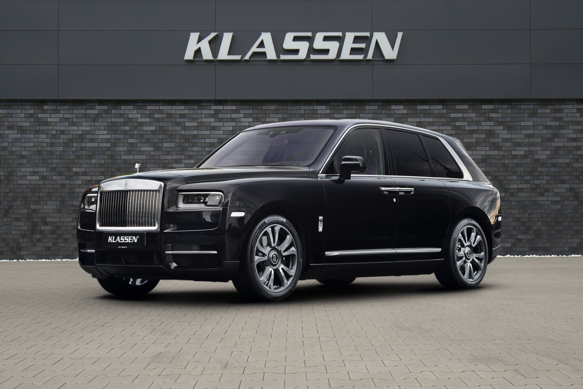 ROLLS ROYCE CULLINAN RCR_1492 PERUSAJONEUVO